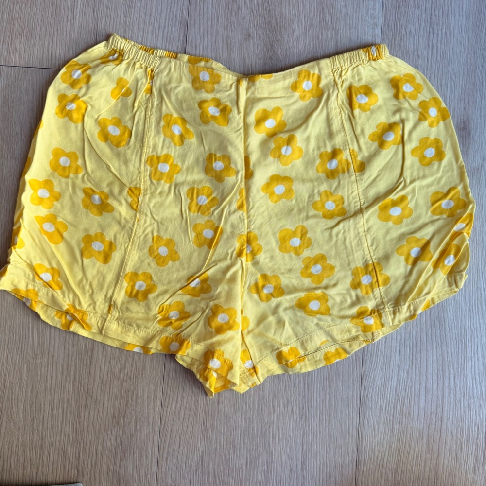 RVCA Womens Yellow Daisy Floral Elastic Waist Lounge Shorts Size M High Rise